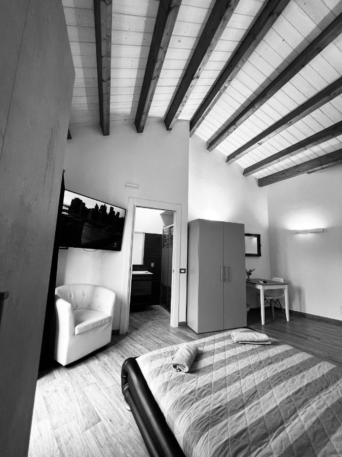 L'Angelo Bianco 2 Apartment Pula Bagian luar foto