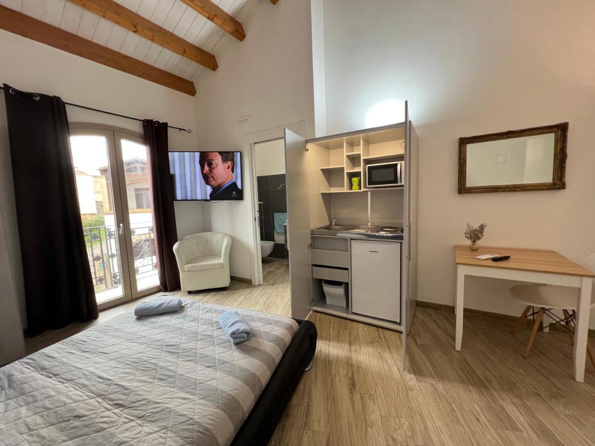 L'Angelo Bianco 2 Apartment Pula Bagian luar foto